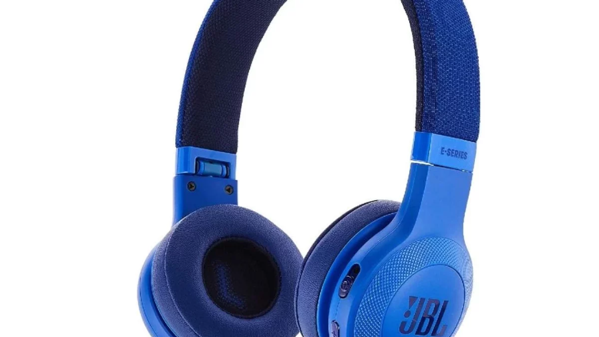 Auricular discount jbl e45bt